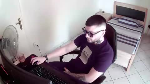 alexthepro00 online show from June 2026 03:50:02 PM