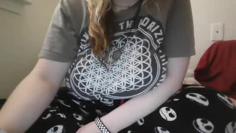 Snapshot of alexvines chatting on December 2024 05:00:01 PM Alex Vines online show from December 2024 05:00:01 PM