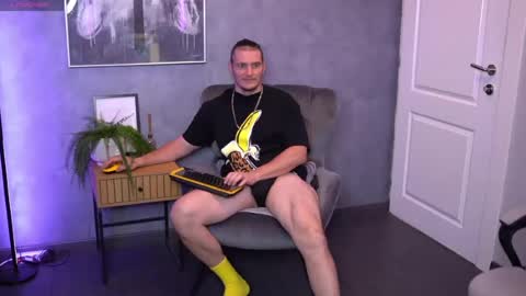 Snapshot of alexwildexx chatting on July 2026 06:09:01 AM Alex online show from July 2026 06:09:01 AM