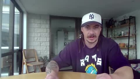 Alex online show from April 2026 04:18:01 AM