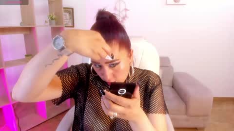 Snapshot of alexx_scoot chatting on January 2025 08:05:02 PM Alexx online show from January 2025 08:05:02 PM