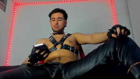 Snapshot of alexxx_savage chatting on December 2025 01:57:01 AM Alexander online show from December 2025 01:57:01 AM