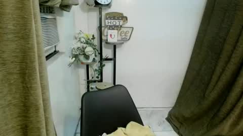 Snapshot of aleysia69 chatting on September 2025 12:16:01 PM MARIE online show from September 2025 12:16:01 PM