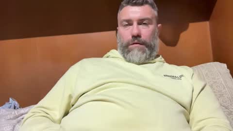 Snapshot of alfali chatting on October 2025 07:00:01 PM alfali online show from October 2025 07:00:01 PM