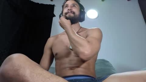 Snapshot of alferiel chatting on October 2025 03:36:02 AM Alferiel online show from October 2025 03:36:02 AM