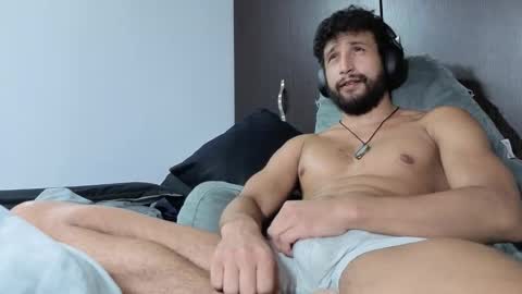 Snapshot of alferiel chatting on November 2025 03:45:01 AM Alferiel online show from November 2025 03:45:01 AM