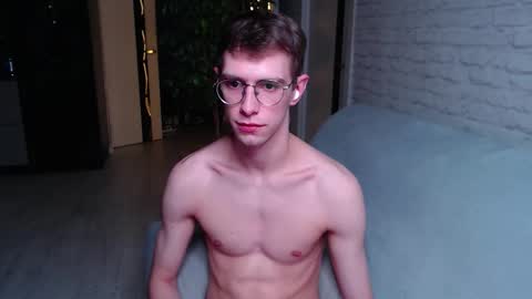 Alfie online show from September 2025 12:03:02 AM