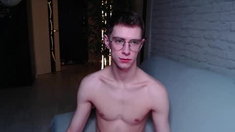 Alfie online show from November 2025 02:19:02 PM