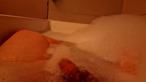 alfred2349 online show from November 2025 04:40:02 PM