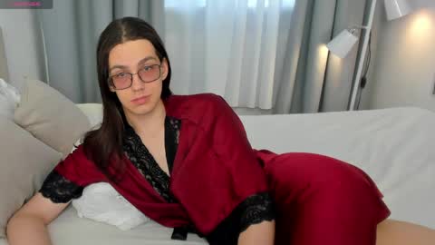 Snapshot of alfred_jones chatting on May 2026 10:54:02 AM Alfreda online show from May 2026 10:54:02 AM