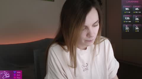 Snapshot of ali_cooper chatting on December 2024 09:28:01 AM Alison online show from December 2024 09:28:01 AM