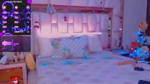 aliana_ross online show from December 2025 01:15:02 AM