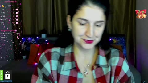 Snapshot of alianna_solo_kiss chatting on January 2025 12:27:01 PM Alianna online show from January 2025 12:27:01 PM