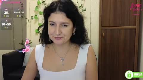 Snapshot of alianna_solo_kiss chatting on October 2025 05:27:01 AM Alianna online show from October 2025 05:27:01 AM