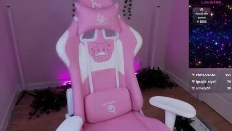 alic_black online show from March 2025 04:10:01 AM