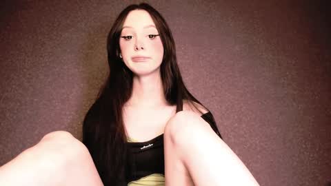 Snapshot of alice__aris chatting on December 2024 03:20:02 PM Alice Aris online show from December 2024 03:20:02 PM