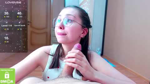Snapshot of alice_and_james chatting on March 2025 10:47:01 PM alice_and_james online show from March 2025 10:47:01 PM