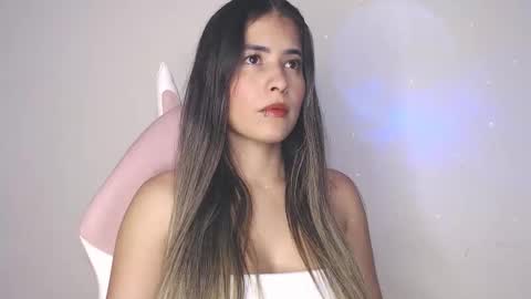 alice_cespedes online show from October 2025 12:50:02 AM