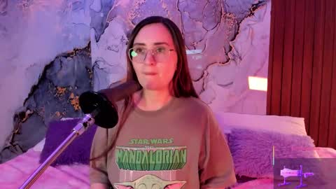 Mey online show from December 2025 03:11:01 AM