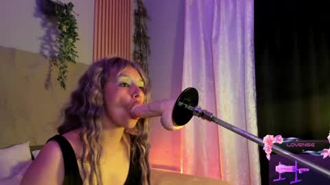 Mey online show from April 2026 02:56:01 AM