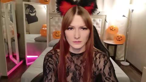 Snapshot of alice_gold__ chatting on October 2025 02:12:01 AM Ur future wife Alice 8 pm - 4 am NY time online show from October 2025 02:12:01 AM