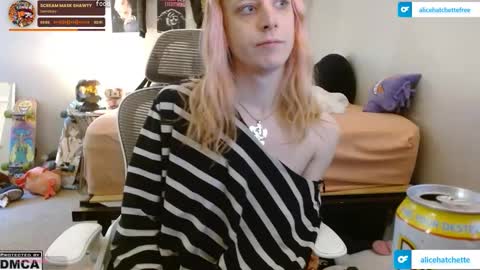 Alice Hatchette online show from November 2025 04:39:01 PM