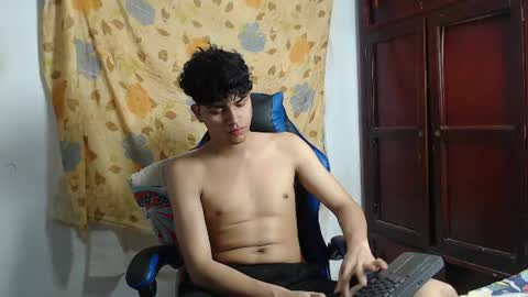 Snapshot of alice_julls chatting on July 2026 05:34:01 AM alice online show from July 2026 05:34:01 AM