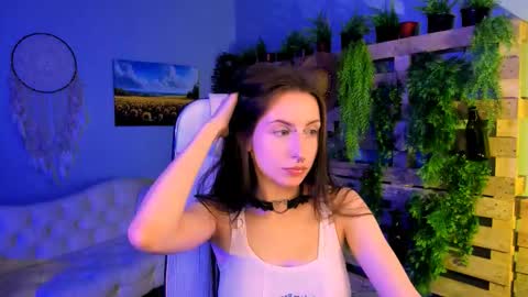 alice_lice online show from October 2025 12:15:01 PM