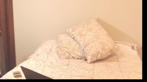 Snapshot of alice_middle01 chatting on October 2025 06:39:02 PM Alice online show from October 2025 06:39:02 PM