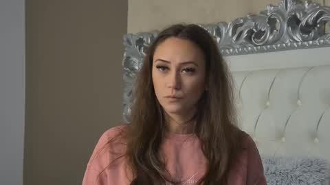 AliceMunro online show from November 2025 05:12:02 PM