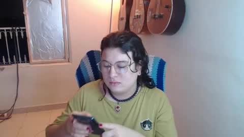 Alicia Aldara online show from October 2025 04:05:01 AM