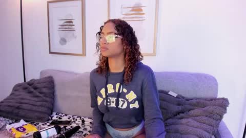 alice_simmons online show from April 2026 07:48:01 PM