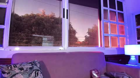 alice_simpson1 online show from October 2025 11:52:02 AM