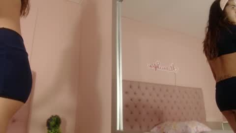 Sofia online show from October 2025 01:51:01 PM