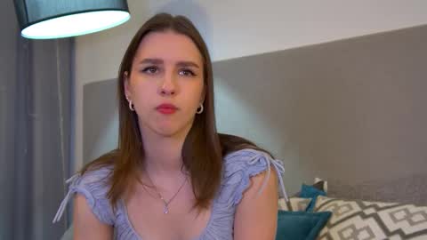 Snapshot of aliceatkin chatting on February 2026 06:12:01 AM Alice online show from February 2026 06:12:01 AM