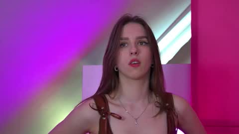 Snapshot of aliceatkin chatting on February 2026 07:07:01 AM Alice online show from February 2026 07:07:01 AM