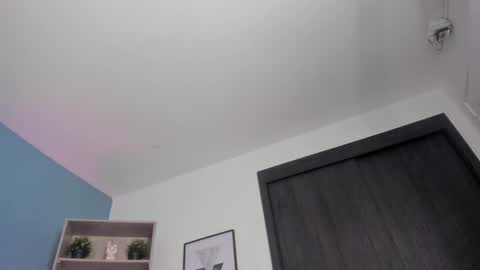 Snapshot of alicecullenn_ chatting on September 2025 12:06:01 PM Alice Cullen online show from September 2025 12:06:01 PM