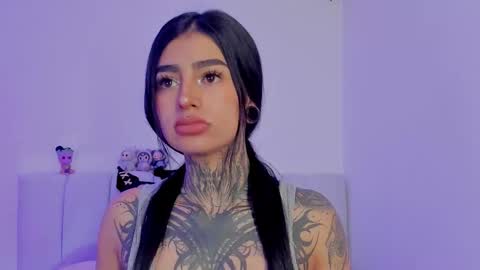 Alice  online show from October 2025 07:24:02 PM