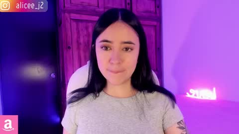 Aliceee  ..   97YP9VWGZHrefnav wishlist lists 1 online show from February 2025 10:07:01 AM