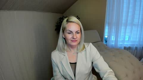 Snapshot of alicee__grace chatting on December 2024 12:27:02 PM Alicee online show from December 2024 12:27:02 PM