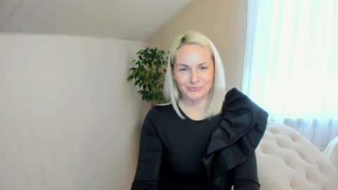 Snapshot of alicee__grace chatting on December 2024 10:22:02 AM Alicee online show from December 2024 10:22:02 AM