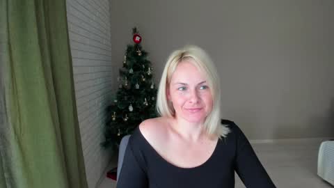Snapshot of alicee__grace chatting on January 2025 10:22:02 AM Alicee online show from January 2025 10:22:02 AM