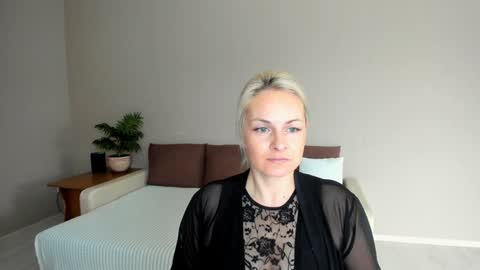Snapshot of alicee__grace chatting on January 2025 09:15:01 AM Alicee online show from January 2025 09:15:01 AM