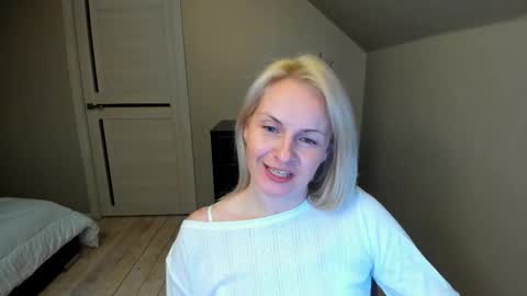 Snapshot of alicee__grace chatting on February 2025 09:10:01 PM Alicee online show from February 2025 09:10:01 PM