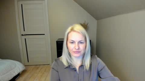 Snapshot of alicee__grace chatting on February 2025 06:54:01 PM Alicee online show from February 2025 06:54:01 PM