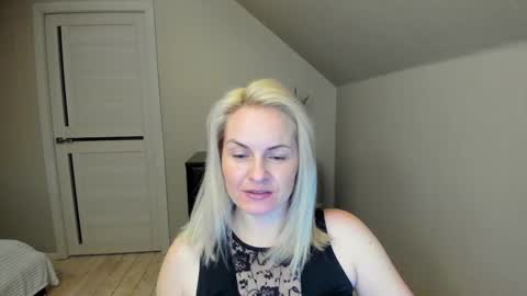 Snapshot of alicee__grace chatting on February 2025 06:57:02 PM Alicee online show from February 2025 06:57:02 PM