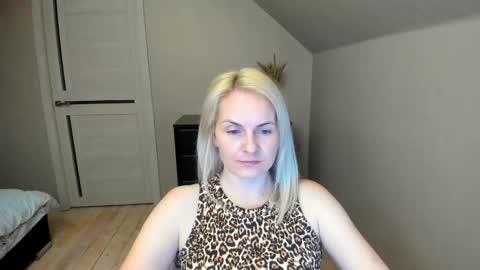 Snapshot of alicee__grace chatting on February 2025 07:43:02 PM Alicee online show from February 2025 07:43:02 PM
