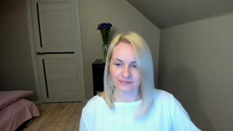 Snapshot of alicee__grace chatting on March 2025 07:49:02 PM Alicee online show from March 2025 07:49:02 PM
