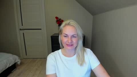 Snapshot of alicee__grace chatting on October 2025 07:00:01 PM Alicee online show from October 2025 07:00:01 PM