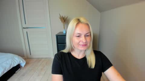 Snapshot of alicee__grace chatting on October 2025 08:48:02 AM Alicee online show from October 2025 08:48:02 AM